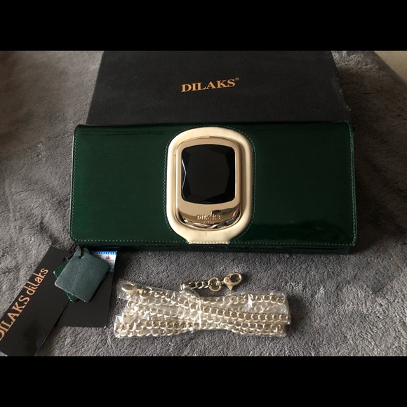 Green patent leather clutch purse by Dilaks Italy. - Picture 4 of 8